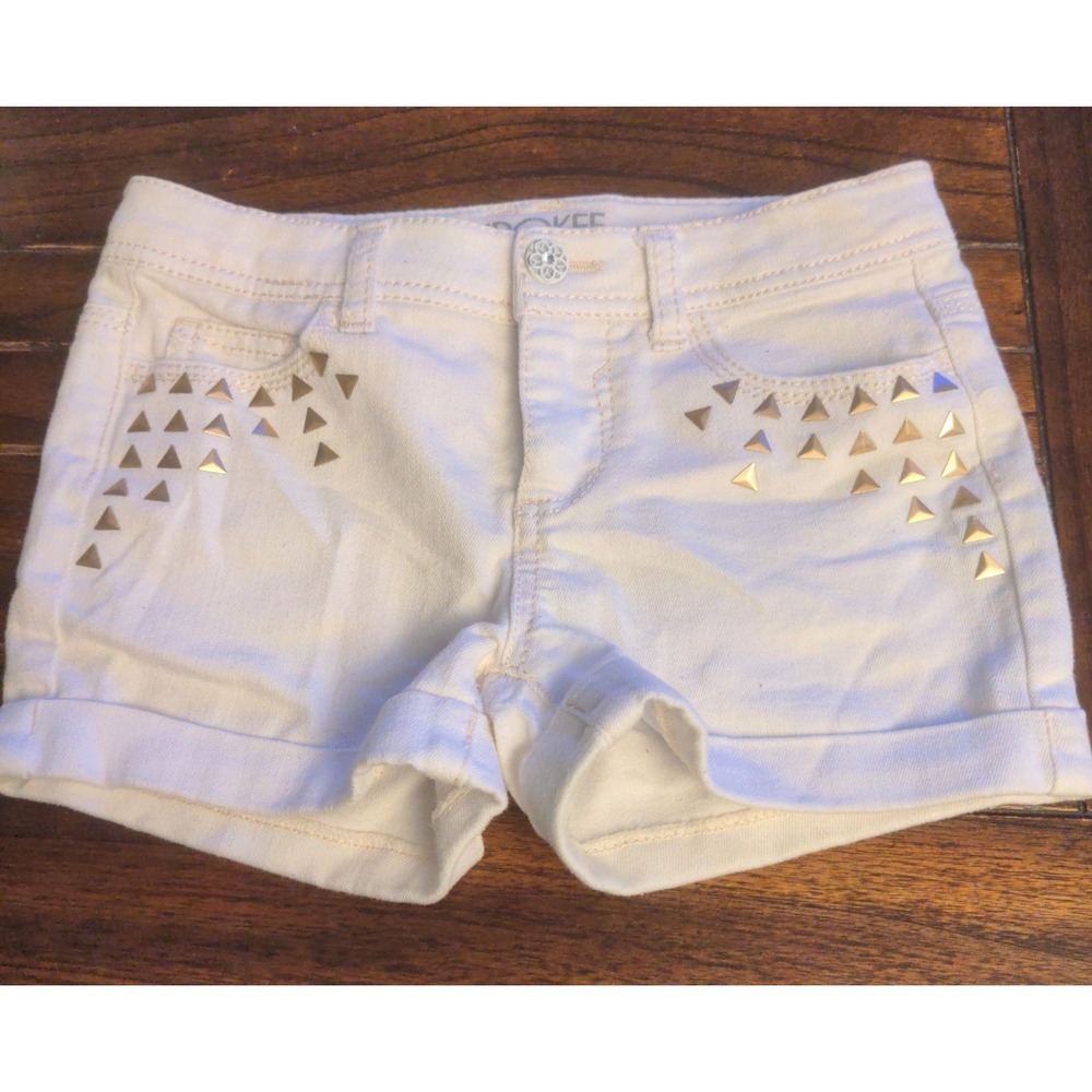 Cherokee Girls White Gold Studded Cuffed Shorts. Size M